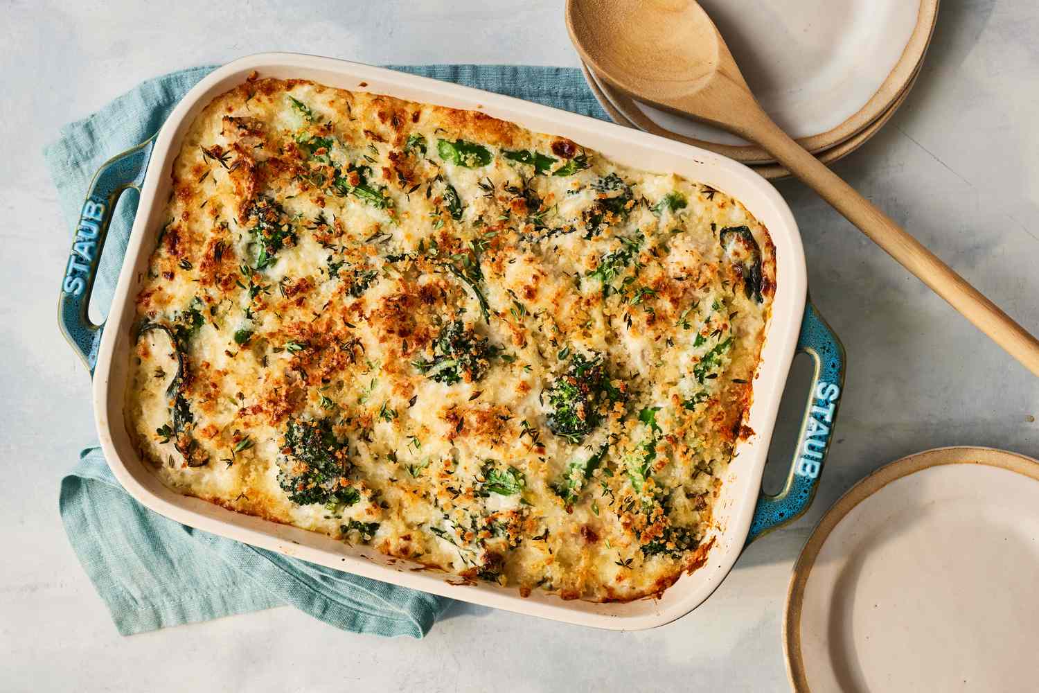 Diverse Chicken Casserole Recipes: Weeknight Wonders